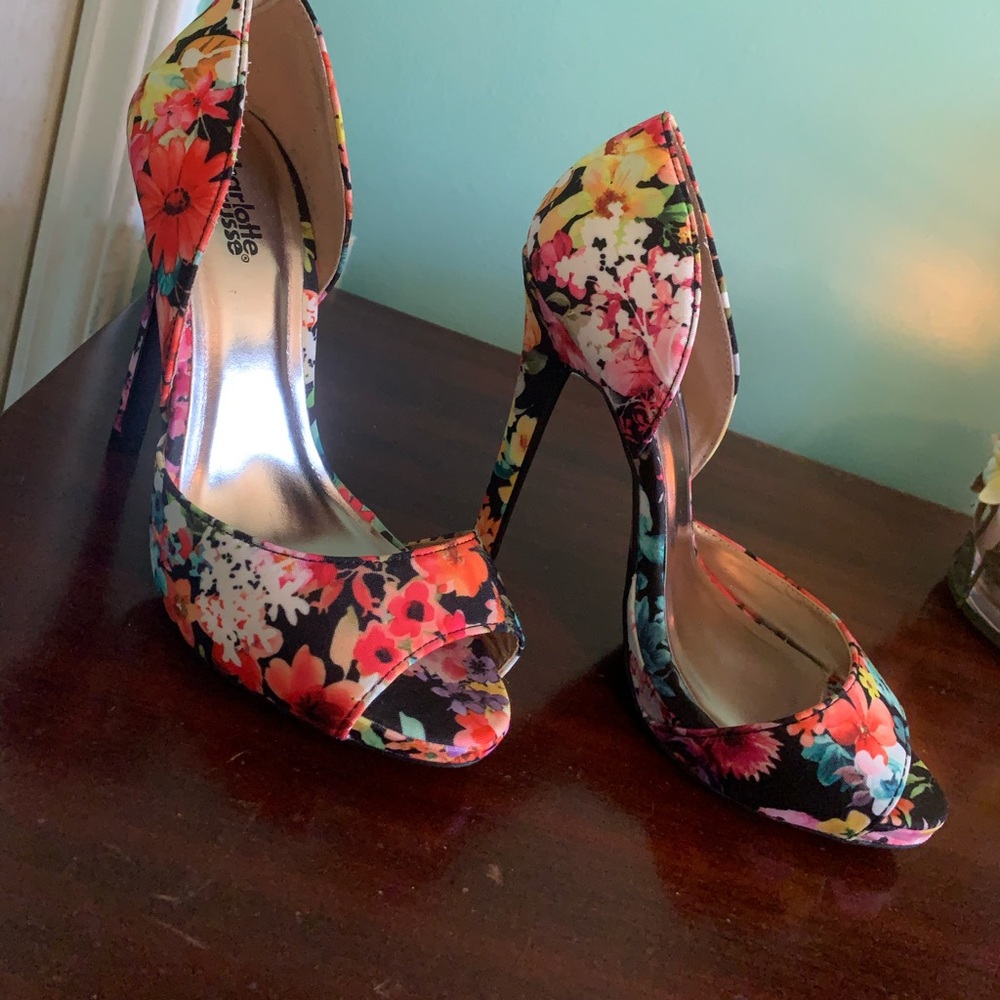 Flowery plumps